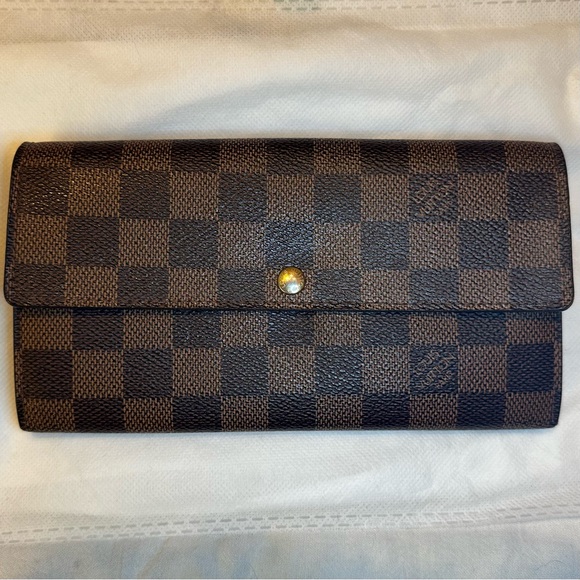 Louis Vuitton Damier wallet LV LONG WALLET LV DAMIER Excellent- see photos - Picture 2 of 16